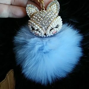 Pom pom keychain